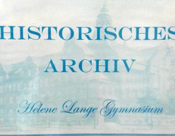 Der Ehemaligenverein „möbelt“ das historische Archiv des HLG auf