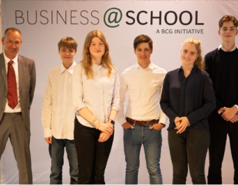 Regionalentscheid Hamburg 2022 bei business@school